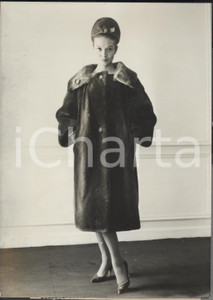 Fotografia d epoca originale 1959 MODE PARIS Fourrures  CrÃ©ation CHOMBERT en castor naturel Photo 1