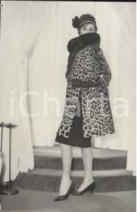 Fotografia d epoca originale 1960 PARIS MODE Fourrures  CrÃ©ation Nina RICCI Manteau SIMEON en jaguar Photo 1