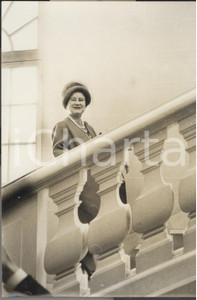 Fotografia d epoca originale 1963 Chateau d ARTIGNY La regina madre Elizabeth BOWESLYON in visita Foto 1