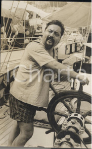 Fotografia d epoca originale 1963 FRANCE Nave CORYPHENE Il biologo Alain LOMBARD a bordo Foto 13x18 1