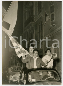 Fotografia d epoca originale 1958 PRINCIPATO DI MONACO CittÃ  in festa per la nascita del principe Alberto II 1