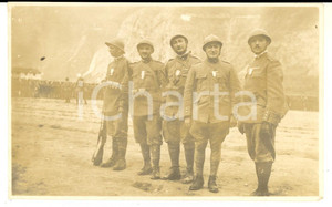 Fotografia d epoca originale 1920 ca AREA DI TRIESTE ? Ufficiali minori durante cerimonia militare Foto 1