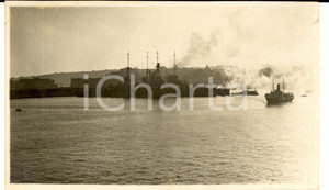 Fotografia d epoca originale Giugno 1925 NAPOLI Nave SS COLOMBO in partenza dal porto Foto cartolina 1