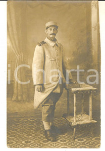 Fotografia d epoca originale 1915 ca WW1 TOULON Portrait d un soldat en tenue de guerre Photo PAUTRIER 1