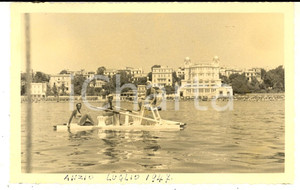 Fotografia d epoca originale 1947 ANZIO Ritratto di tre donne in pattino  Foto cartolina VINTAGE 1