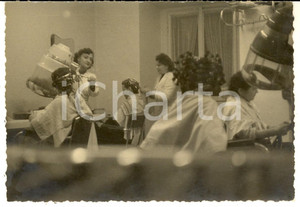 Fotografia d epoca originale 1950 ca MILANO Il salone di un parrucchiere per donna  Foto VINTAGE 15x10 cm 1