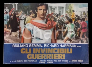 Materiale cinematografico d’epoca 1964 LA RIVOLTA DEI PRETORIANI Giuliano GEMMA Richard HARRISON Lobby card 63x45 1