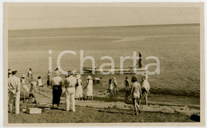Fotografia d epoca originale 1937 MOOREA Polinesia Francese Pescatori al lavoro REAL PHOTO cm 13,5 x 8,5 1