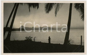 Fotografia d epoca originale 1937 MOOREA Polinesia Francese Veduta al tramonto 2 REAL PHOTO cm 13,5 x 8,5 1