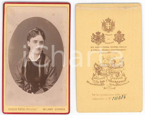 Fotografia d epoca originale 1880 ca MILANO Donna con abito in velluto  Ritratto  Foto Giulio ROSSI CDV 1