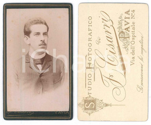 Fotografia d epoca originale 1890 ca PAVIA Ritratto di un giovane uomo Foto Francesco CISARRI CDV 1