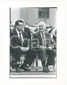 Fotografia d epoca originale 1985 ITALIA  POLITICA Oscar Luigi SCALFARO Antonio LA PERGOLA Foto 24x30  cm 1
