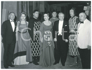 Fotografia d epoca originale 1975 ca ITALIA  Opera lirica  Compagnia di cantanti  Foto 24x18 cm 1
