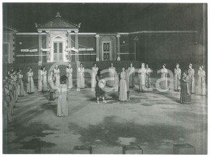 Fotografia d epoca originale 1975 ca ATENE  Teatro classico  Spettacolo  Foto di scena 24x18 cm 1