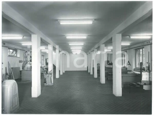 Fotografia d epoca originale 1975 ca TORINO Istituto Arti Grafiche e Fotografiche  Laboratorio  Foto 24x18 1