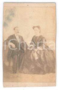Fotografia d epoca originale 1870 ca COSTUME ITALIA Ritratto di una coppia di coniugi  Foto CDV 1