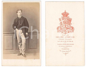 Fotografia d epoca originale 1870 ca TORINO Ritratto maschile in piedi  Foto Cesare BERNIERI CDV 1