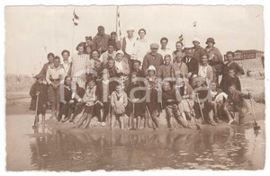Fotografia d epoca originale 1920 ca GERMANY  NORDSEEBAD LANGEOOG  Group of tourists Photo 14x9 cm 1