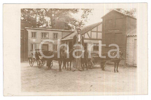 Fotografia d epoca originale 1920 ca ERKNER GERMANY CIRCUS  Giant with pony carriages  Photo 14x9 cm 1