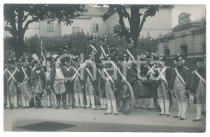 Fotografia d epoca originale 1910 ca FREIBURG IM BRESGAU Rievocazione storica  Soldati 2 Foto BAUMGARTNER 1