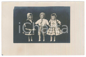 Fotografia d epoca originale 1930 ca GERMANIA  GIOCATTOLI  Tre bambole Fotografia 14x9 cm 1