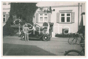 Fotografia d epoca originale 1930 ca BAD KISSINGEN G Hotel  Accoglienza di un cliente in automobile Foto 1