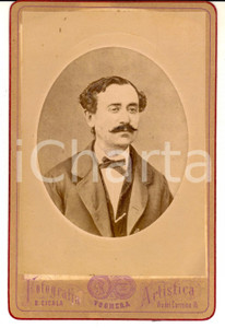 Fotografia d epoca originale 1870 ca VOGHERA Ritratto di un giovane uomo  Fotografia Davide CICALA 1