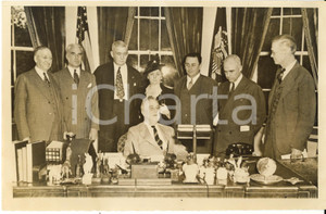 Fotografia d epoca originale 1940 WASHINGTON President Franklin ROOSEVELT with new Defence Commission  Photo 1
