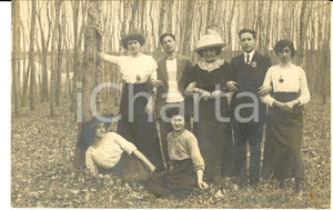 Fotografia d epoca originale 1913 PAVIA Un gruppo di giovani in villeggiatura  Foto cartolina VINTAGE 1