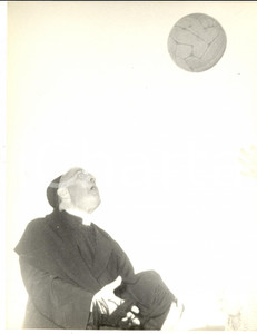 Fotografia d epoca originale 1959 ROMA Villa Nazareth  Card. Domenico TARDINI gioca con gli orfani  Foto 1