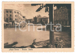 Cartolina originale da collezione 1950 ca ACQUI TERME Scorcio panoramico di Piazza Italia  Cartolina FG NV 1