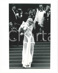 Fotografia d epoca originale 1988 CINEMA Festival di CANNES  Ilona STALLER CICCIOLINA Red carpet 1 Foto 1