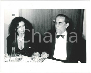 Fotografia d epoca originale 1987 FESTIVAL DI CANNES Stefania SANDRELLI Vittorio GASSMAN a cena Foto 1
