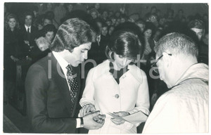 Fotografia d epoca originale 1970 ca COSTUME ITALIA Nozze del calciatore Franco CAUSIO 3 Foto 30x20 cm 1