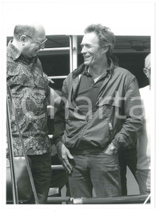 Materiale cinematografico d’epoca 1985 ca COSTUME Clint EASTWOOD in barca  Fotografia 24x18 cm 1 1