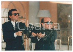Materiale cinematografico d’epoca 1987 CINEMA  BELLIFRESCHI Christian DE SICA Lino BANFI gangster  Foto 25x17 cm 1