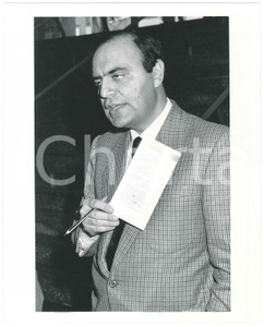 Fotografia d epoca originale 1990 ca ASSOLOMBARDA Ritratto del giornalista Bruno VESPA 6 Foto 20x25 cm 1