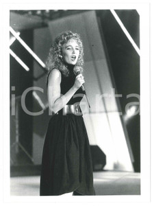 Fotografia d epoca originale 1985 ca MUSICA Rossana CASALE Ritratto della cantante  Foto 24x18 cm 6 1