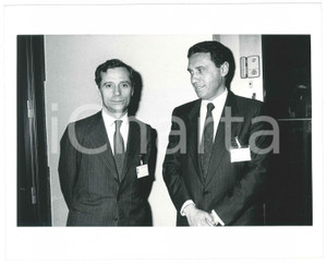 Fotografia d epoca originale 1986 MILANO Comitato Agenti di Cambio  Luigi TOSATO e Silvano CASINI Foto 1 1