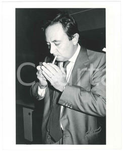 Fotografia d epoca originale 1990 ca CONFINDUSTRIA Carlo PATRUCCO fuma sigaretta  Foto 20x25 cm 1