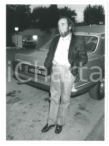 Fotografia d epoca originale 1985 ca ITALIA  CINEMA Marco FERRERI con Mercedes W126 500 SE Foto 18x24 cm 1