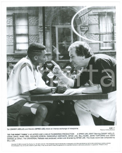 Materiale cinematografico d’epoca 1989 DO THE RIGHT THING Spike LEE Danny AIELLO  Foto 20x25 cm 1 1