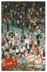 Fotografia d epoca originale 1997 ROMA Calcio ITALIA  INGHILTERRA 00 Polizia e tifosi in tribuna Foto 4 1