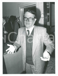 Fotografia d epoca originale 1985 ca MILANO Circolo della Stampa  Ritratto giornalista Lamberto SECHI 5 1