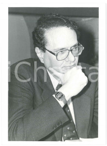 Fotografia d epoca originale 1985 ca ITALIA  COSTUME Ugo INTINI Direttore dell  AVANTI! Foto 18x24 cm 1