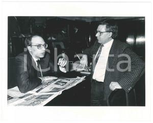 Fotografia d epoca originale 1985 ca MILANO Palazzo Marino  Alfredo MANTICA Roberto CAMAGNI  Foto 25x20 2 1