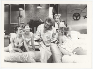 Fotografia d epoca originale 1985 RAI DUE Il tastomatto  Pippo FRANCO scienziato pazzo  Foto 24x18 4 1