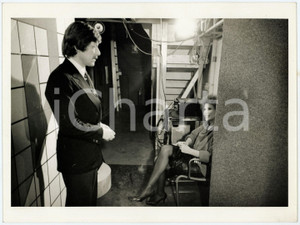 Fotografia d epoca originale 1983 RAI Test  Gioco per conoscersi Ornella VANONI e Ambrogio FOGAR Foto 2 1