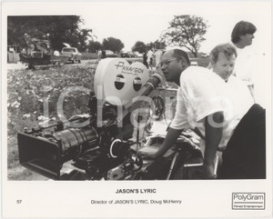 Materiale cinematografico d’epoca 1994 CINEMA Jason s Lyric  Doug McHENRY Il regista sul set  Foto 25x20 cm 1