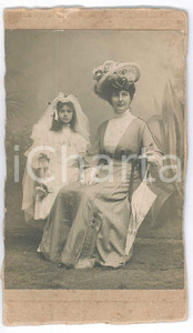 Fotografia d epoca originale 1900 ca ITALIA  Nobildonna con la figlia alla Prima Comunione  Foto 10x17 cm 1